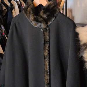 Melanie Lyne poncho o/s